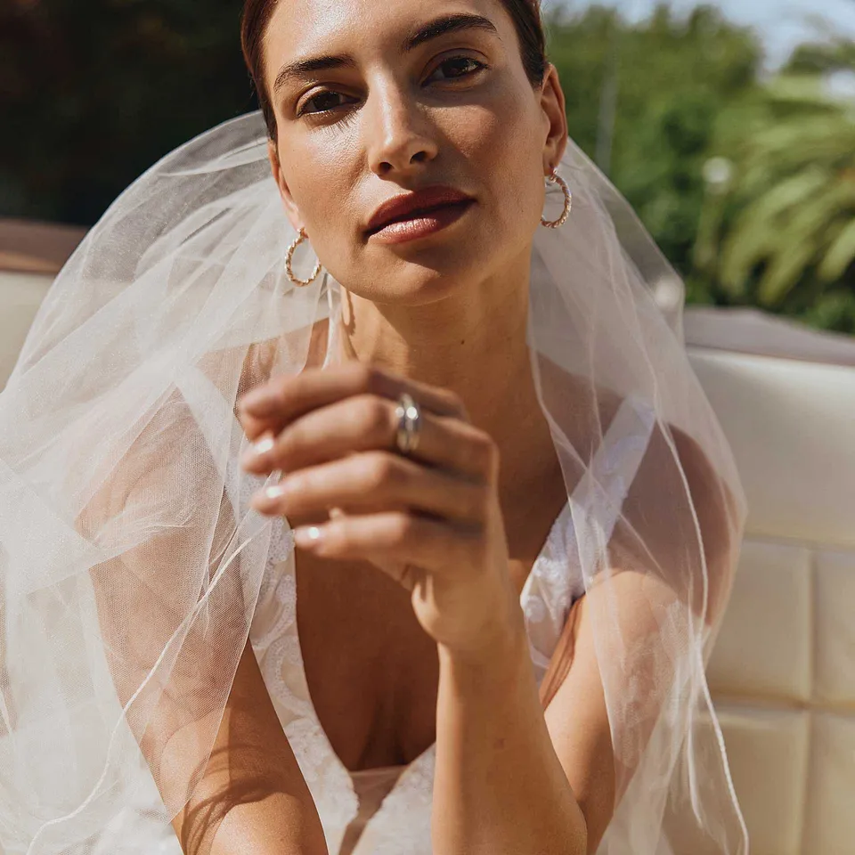 Dam - Brudslöja i transparent material - vit 140 cm