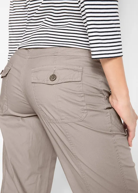 Stretchig cargobyxa, 3/4-längd, bonprix