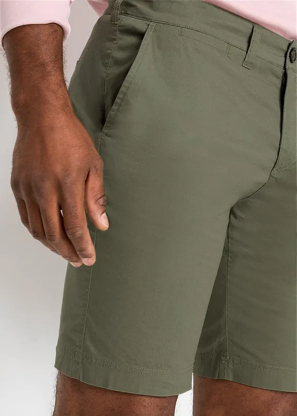 Shorts i chinosmodell, normal passform, bonprix