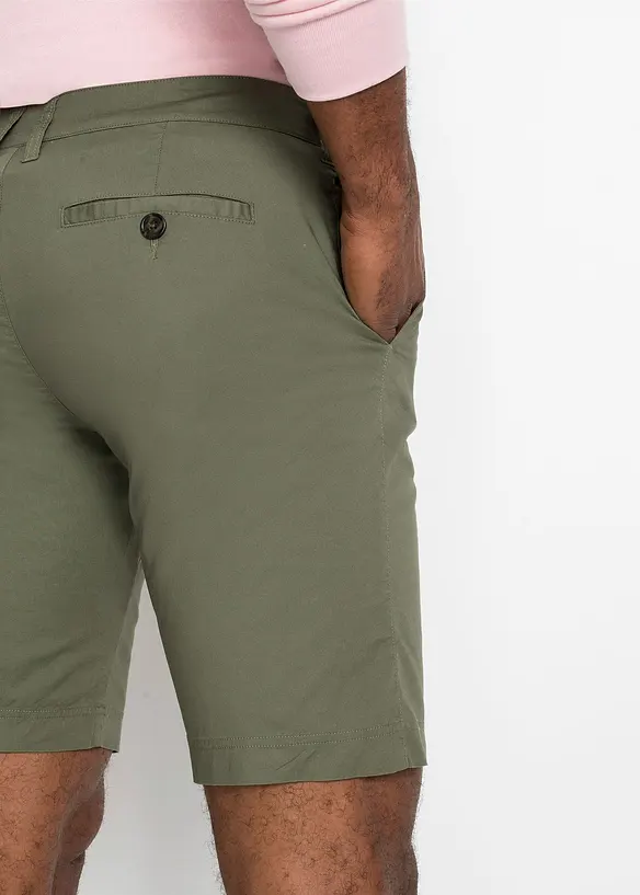 Shorts i chinosmodell, normal passform, bonprix