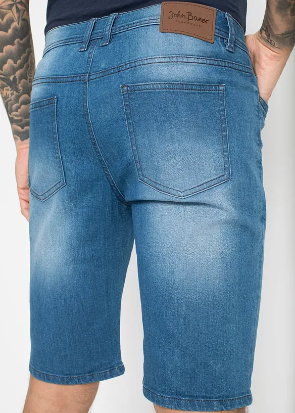 Stretchiga jeansshorts med förstärkt gren, normal passform, bonprix