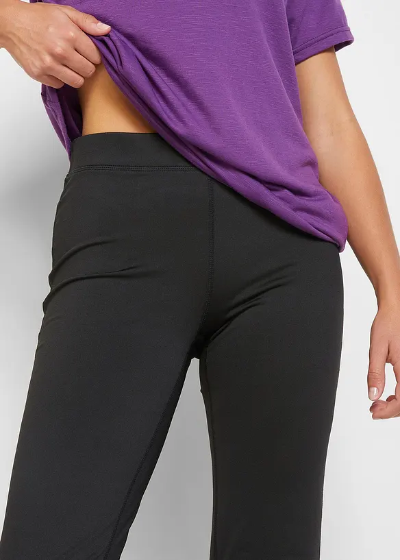 Utsvängda termosportleggings, bonprix