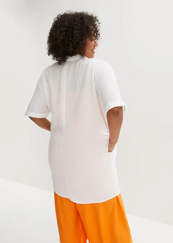 Lång muslinblus i oversizemodell av bomullsmuslin, bonprix