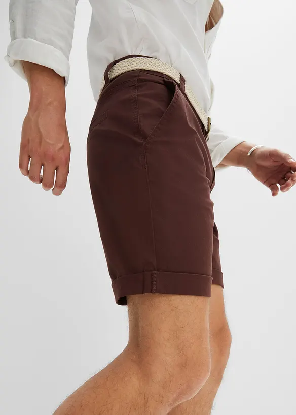 Stretchiga bermudas i chinosmodell med skärp, normal passform, bonprix