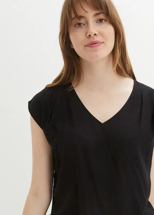 Kortärmad blus med V-ringning, bonprix