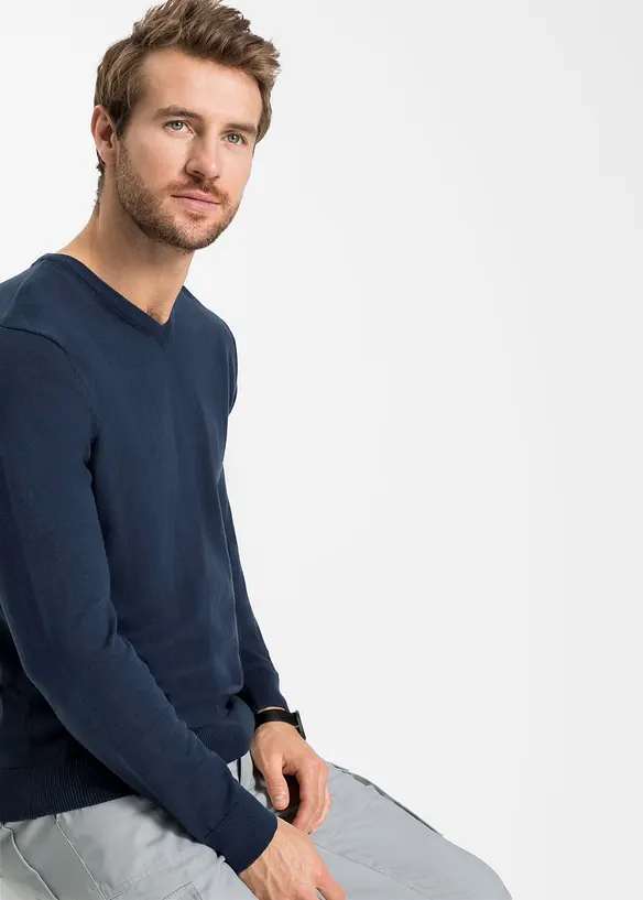 Finstickad tröja med V-ringning, bonprix