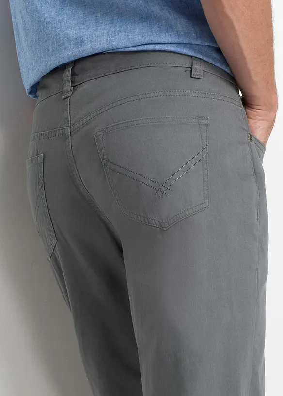 Byxa i twill av bomull, Regular Fit, Straight, bonprix