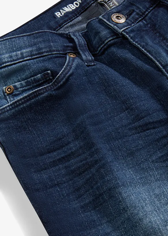 Korta tajta stuprörsjeans med medelhög midja, bonprix