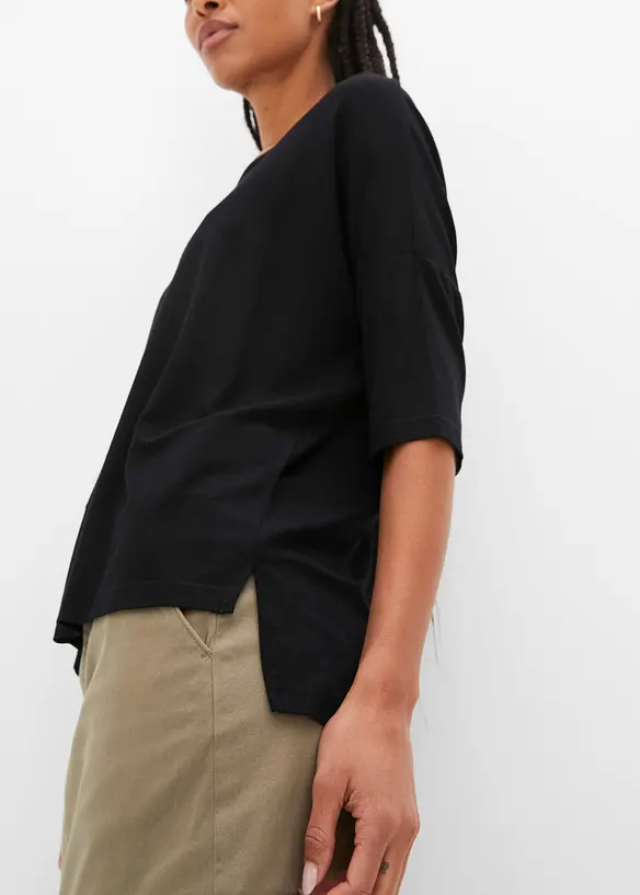 Fyrkantig T-shirt med båtringning i mjuk viskosmix, bonprix