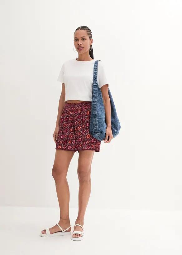 Krinklade shorts med mönster och resår, bonprix