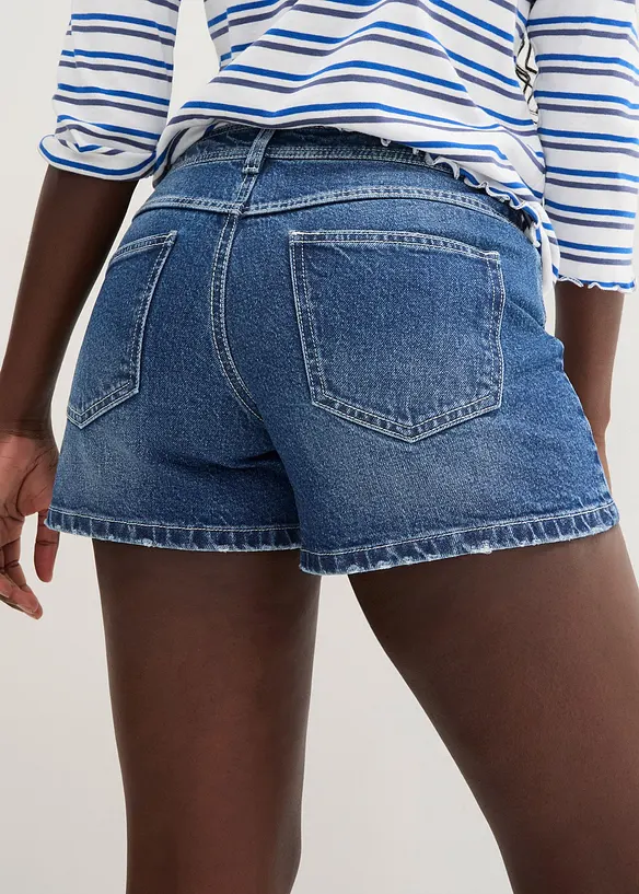 Stretchiga jeansshorts, Mid Waist, bonprix