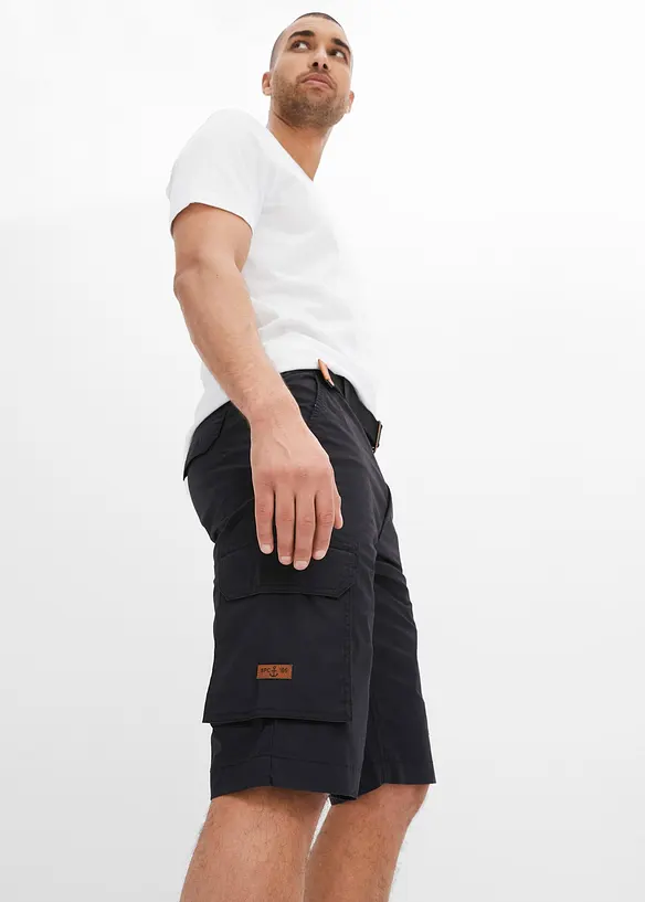 Cargoshorts med resårmidja och skärp, Regular Fit, bonprix