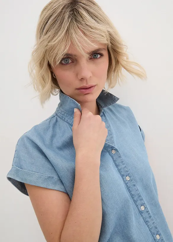 Kortärmad jeansblus med linneandel, bonprix