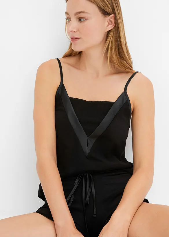 Pyjamas med shorts i mjuk viskosmix, bonprix