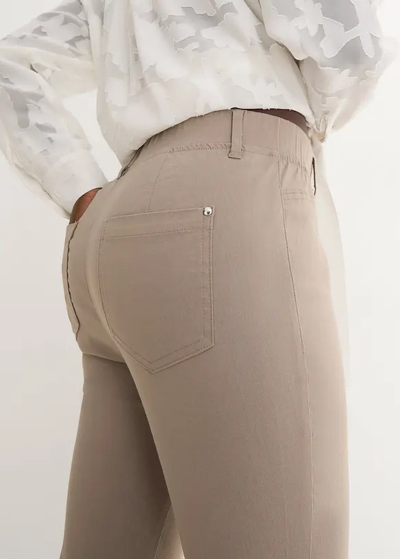 Stretchig dra på-byxa, bonprix
