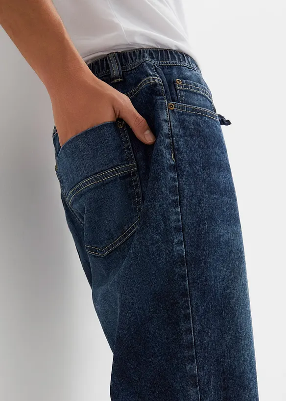 Dra på-bermudas i tunn denim, Slim Fit, bonprix