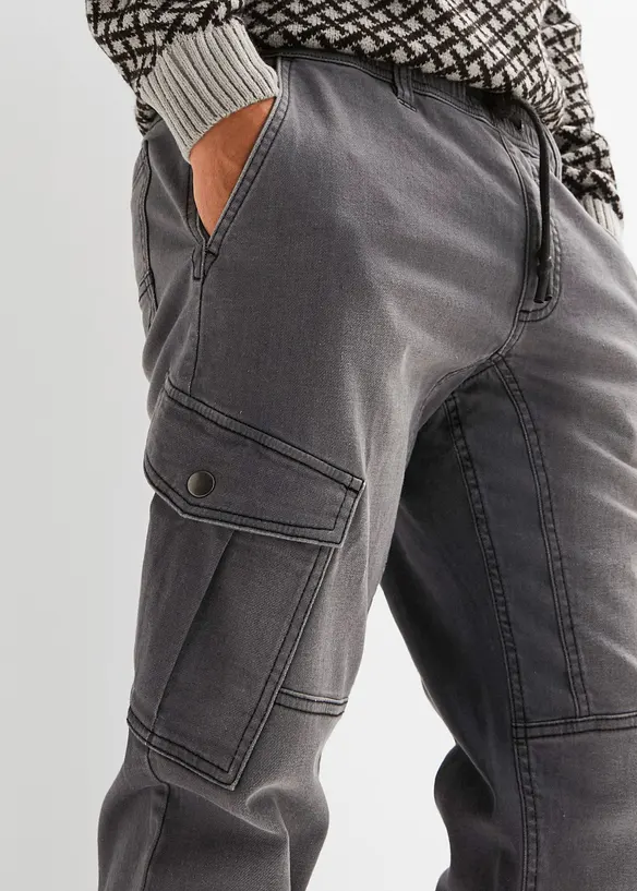Mjuka jeans med cargofickor, Regular Fit, Straight, bonprix