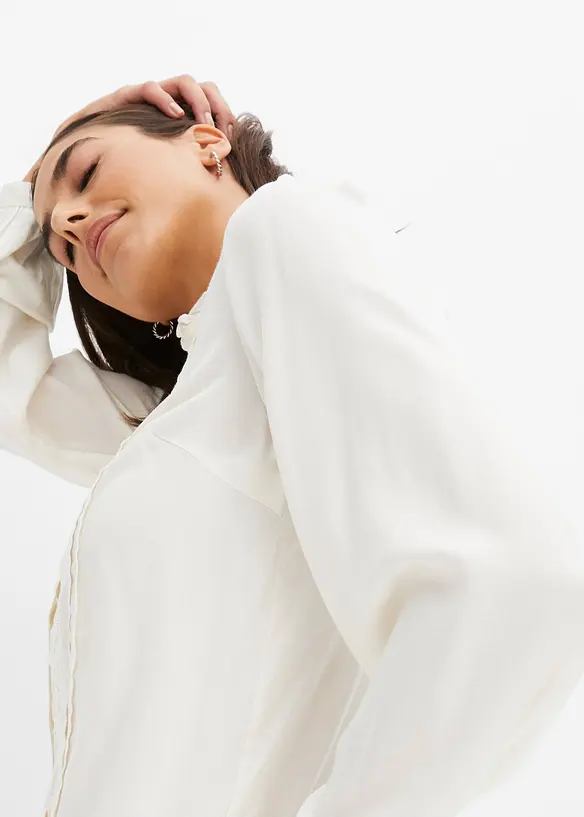 Blus med hålbroderi, bonprix