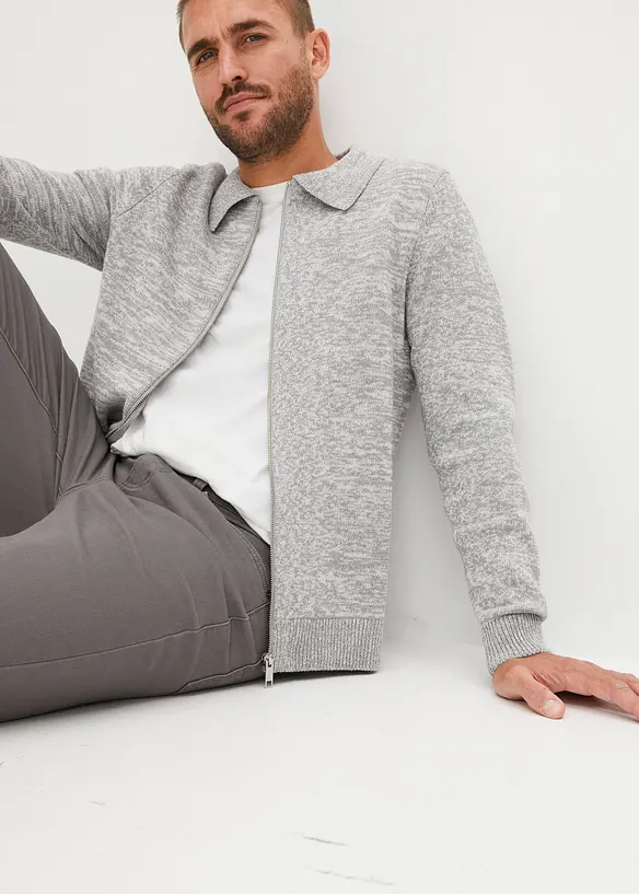 Cardigan med klassisk krage och dragkedja, med återvunnen bomull, bonprix