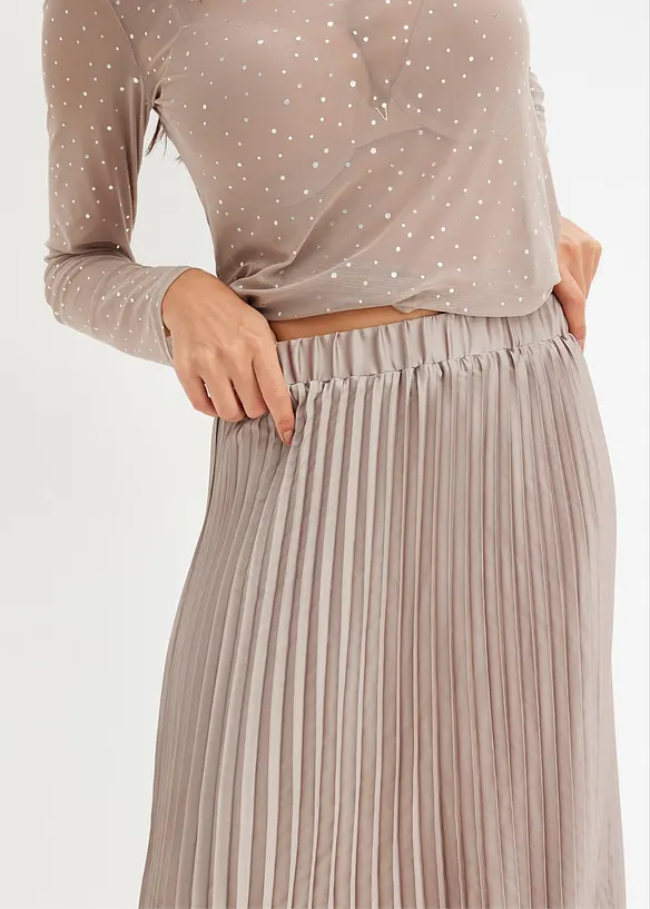 Plisserad kjol i fin satin, bonprix