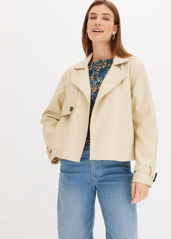 Kort trenchcoat i skinnimitation, bonprix