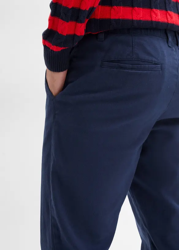 Chinos i ren bomull med raka ben, Relaxed Fit, bonprix