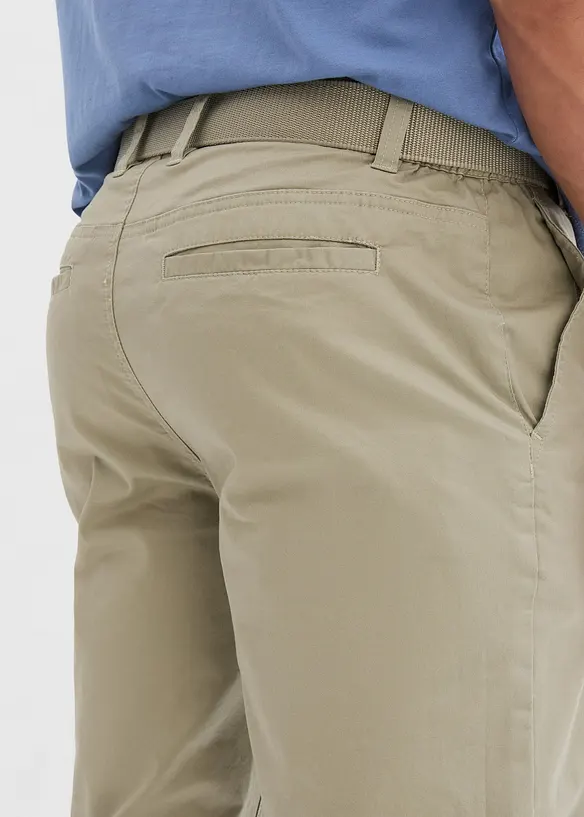 Stretchiga chinos med skärp och normal passform, raka ben, bonprix