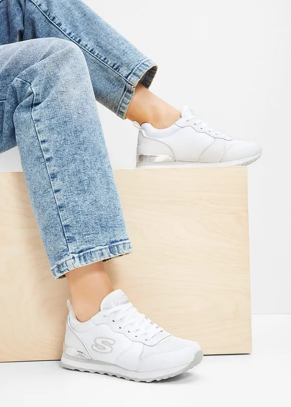 Sneakers med memoryskum från Skechers, Skechers