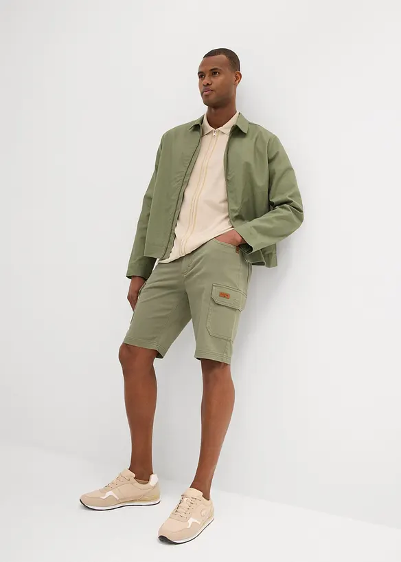 Shorts med stretch, Slim Fit, bonprix