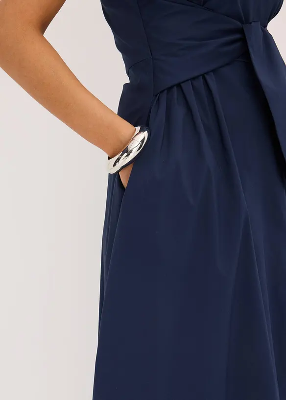 Klänning med knytdetalj, bonprix