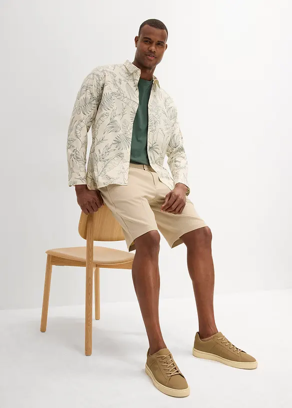 Chinosshorts med pressveck, Regular Fit, bonprix