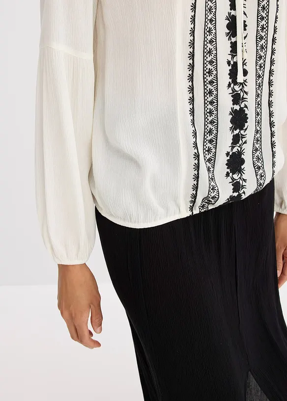 Blus med broderi, bonprix