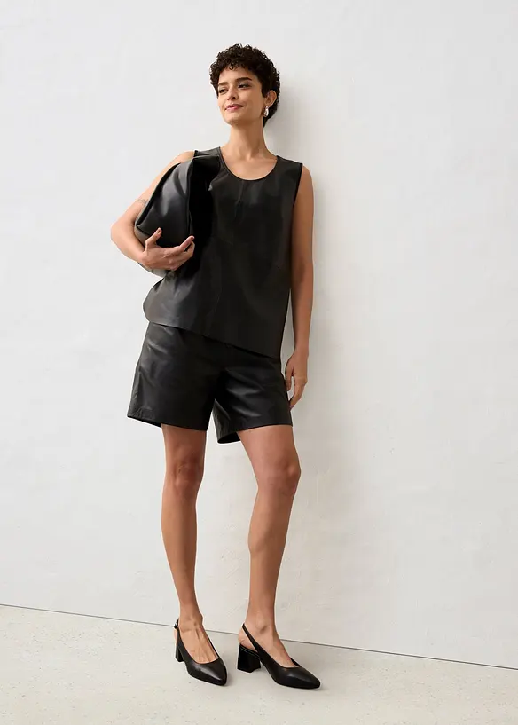 Skinnshorts av lammnappa, bonprix