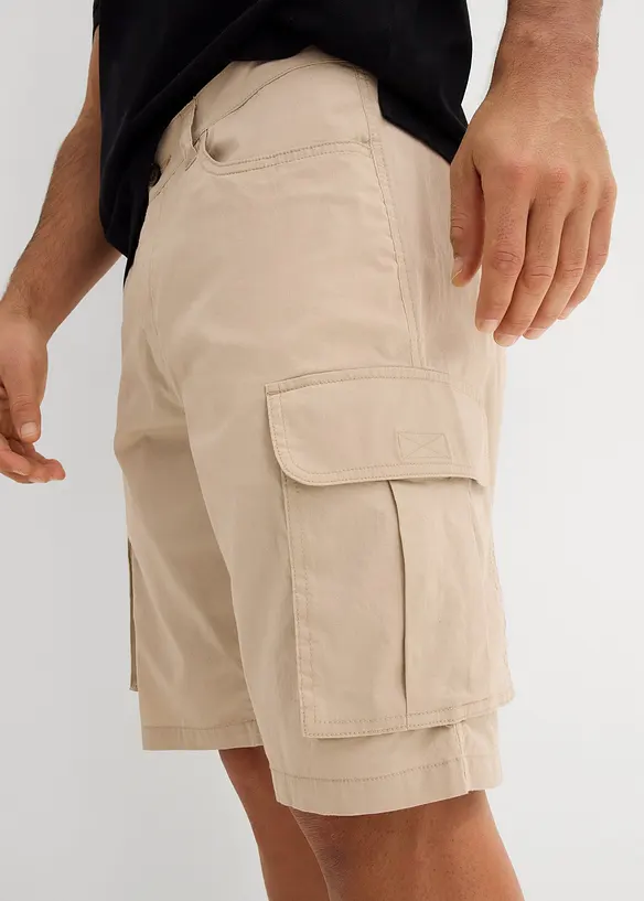 Stretchiga bermudashorts i cargostil, normal passform, bonprix