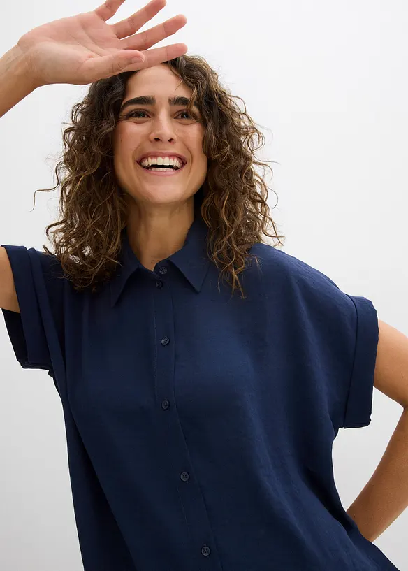 Kortärmad blus med återvunnen polyester, bonprix