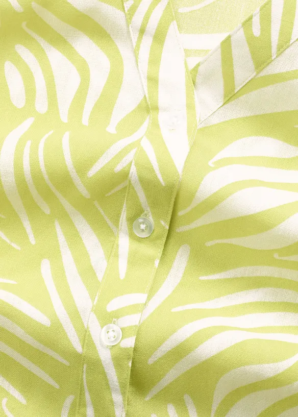 Kortärmad blus med linnelook, bonprix