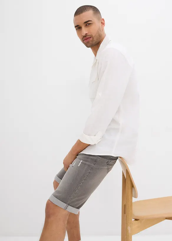 Stretchiga jeansbermudas med uppvikta benslut, Regular Fit, bonprix