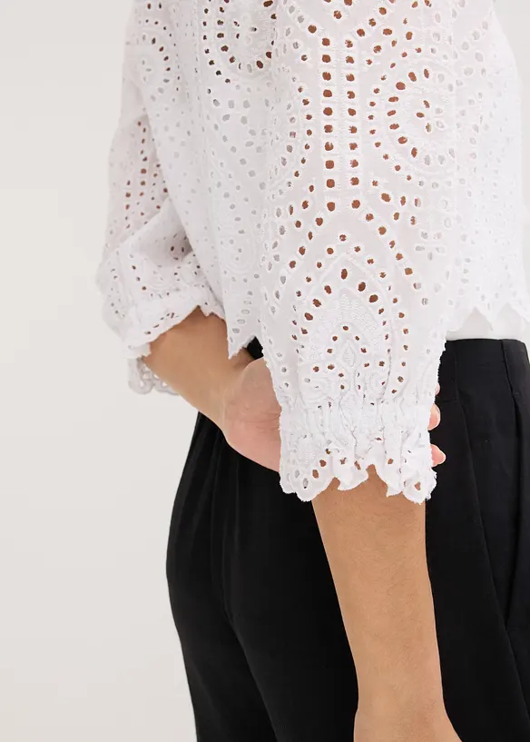 Blus med hålbroderi och puffärmar, bonprix