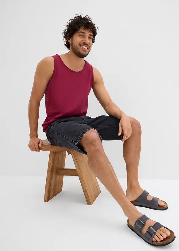 Jeansshorts med töjbar midja Classic Fit, bonprix