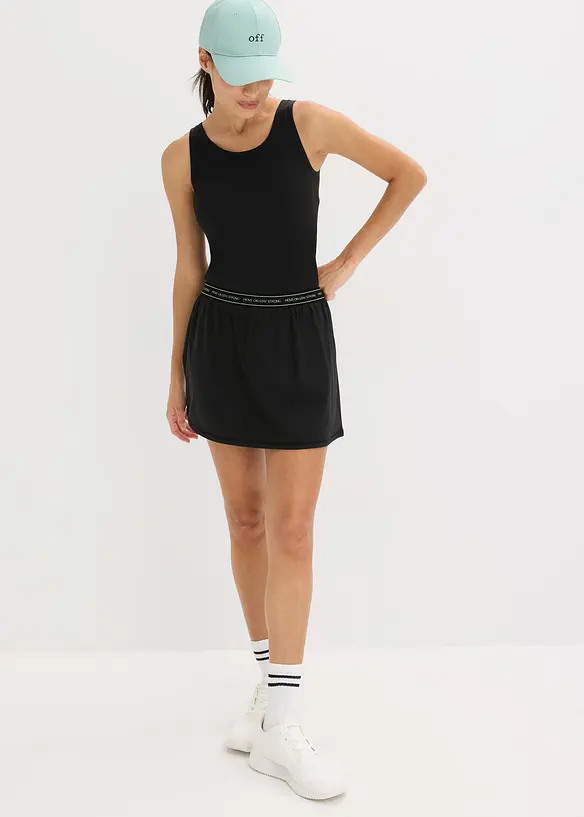 Ultratunn sportkjol med integrerade shorts, bonprix