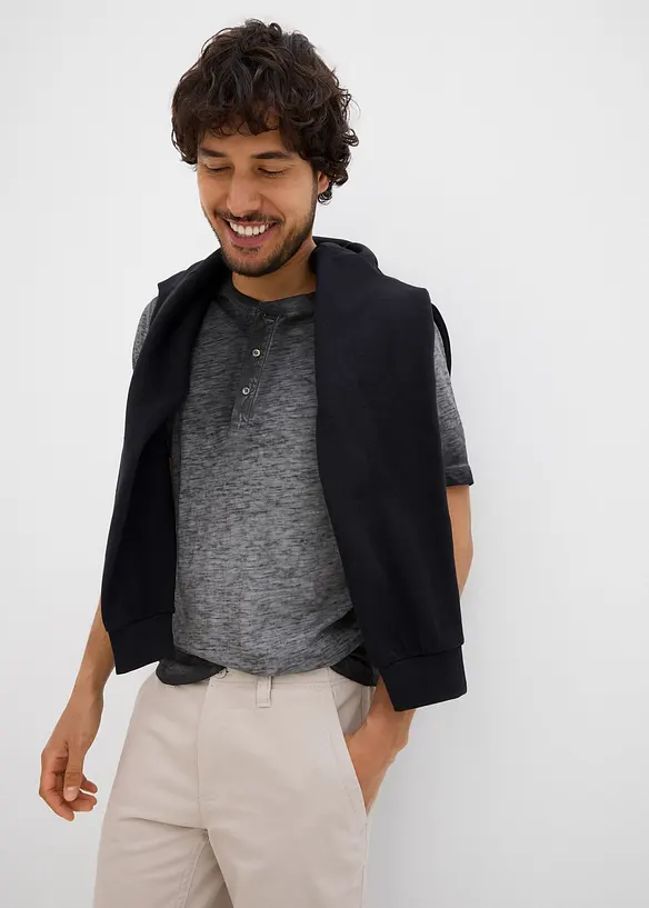 Farfarströja i ekologisk bomull med tvättad look, bonprix