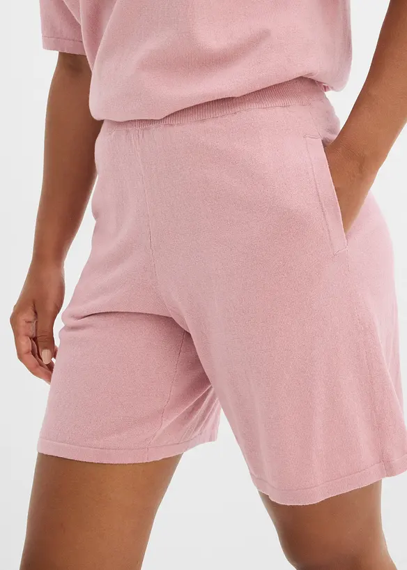 Dra på-shorts i finstickat material, bonprix