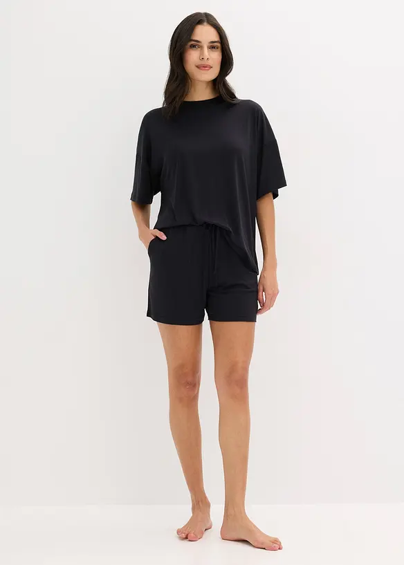 Oversizepyjamas med shorts av mjuk modal, bonprix