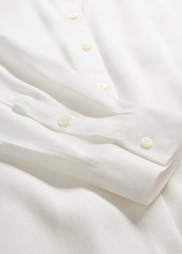 Skjortblus av mjuk viskos, bonprix