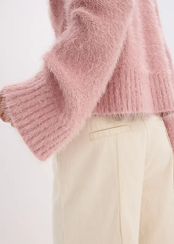 Tröja av fluffigt garn i fyrkantig modell, bonprix
