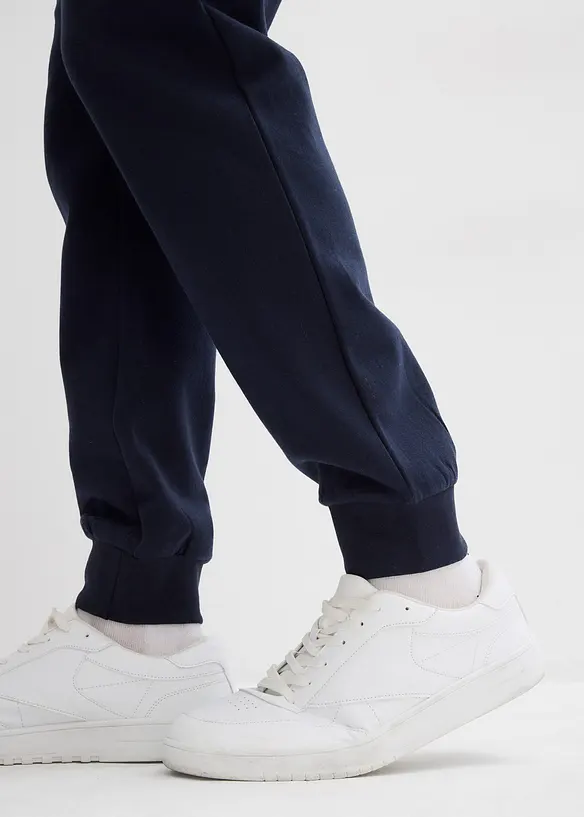 Joggingbyxa med ribbad mudd i bensluten, bonprix