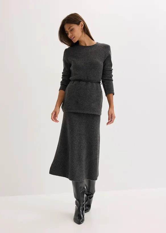 Stickad topp med knytband i skinnimitation, bonprix