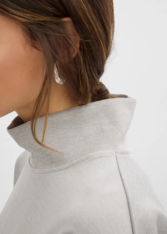 Sweatshirt med ståkrage i stabil trikå, bonprix