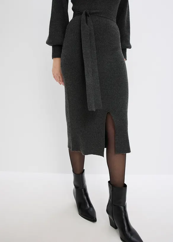 Ribbstickad klänning i mjuk viskosmix, bonprix