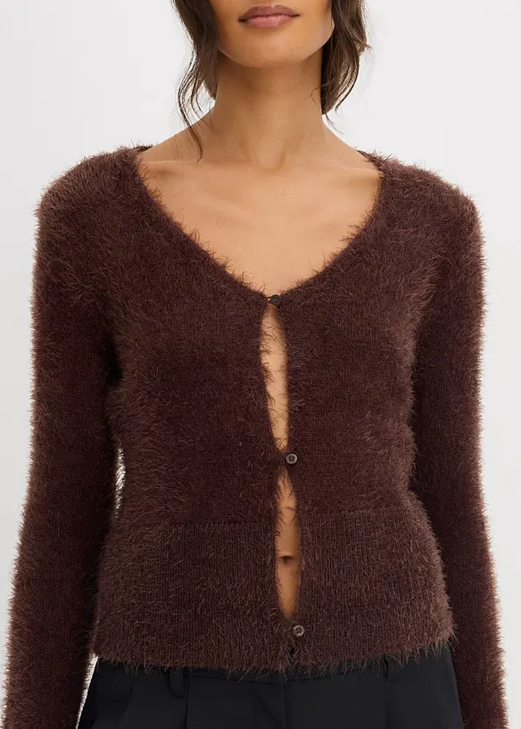 Finstickad cardigan i lurvigt material, bonprix